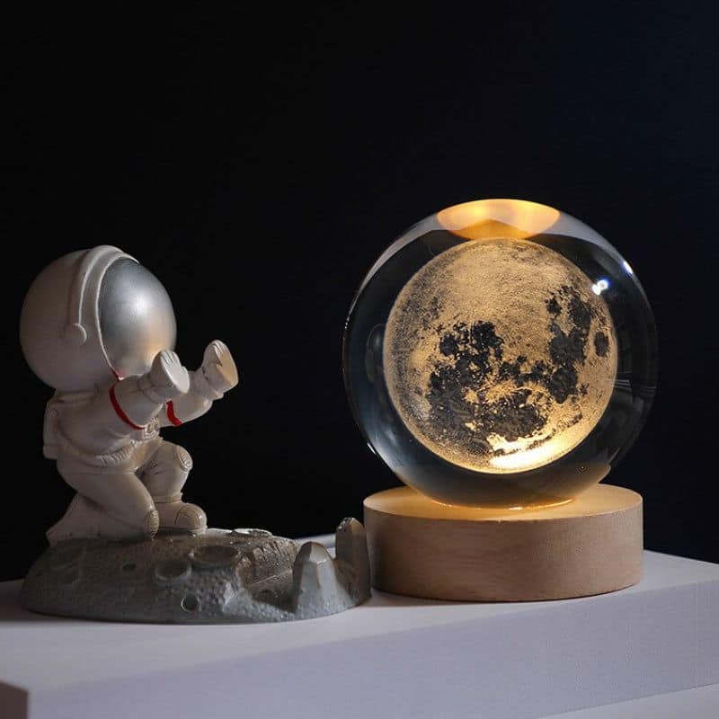 Sfera di cristallo luminosa