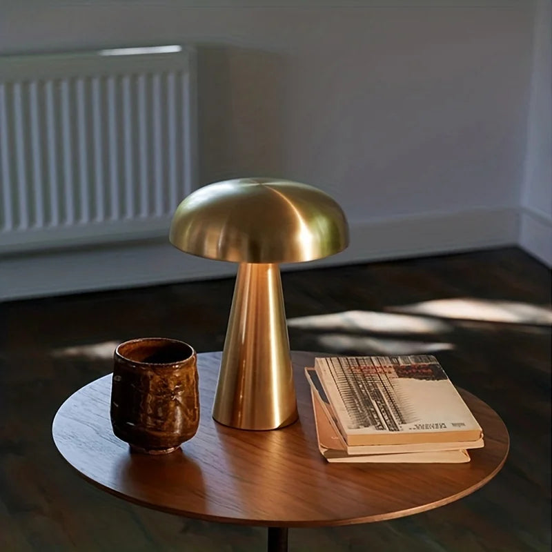 MushroomGlow - Dimmable LED Table Lamp Made of Metal | Cordless & Rechargeable