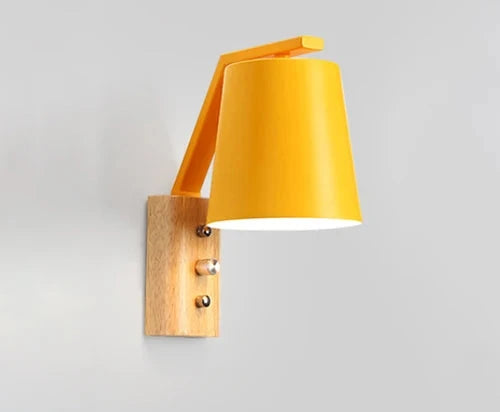 WoodLume – Modern LED Wall Lamp Made of Wood for Living Room & Bedroom