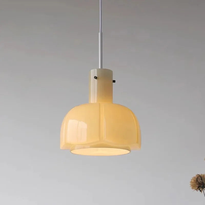 Elegância Medieval - Candeeiro Suspenso Transparente