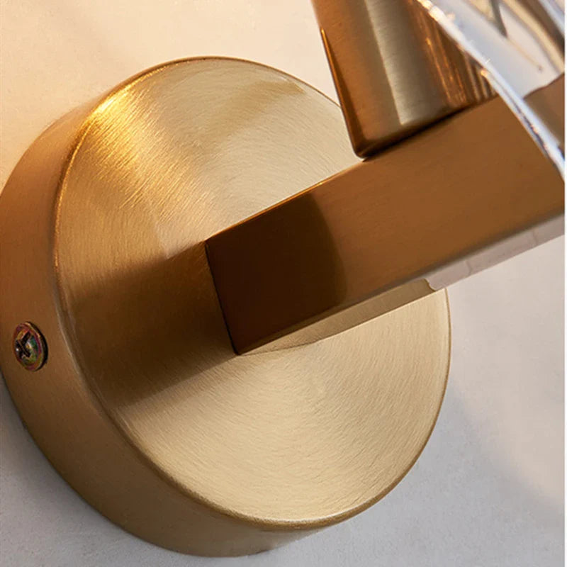 CoralGlimmer – Modern LED Wall Lamp in Shell-Shaped Glass Design