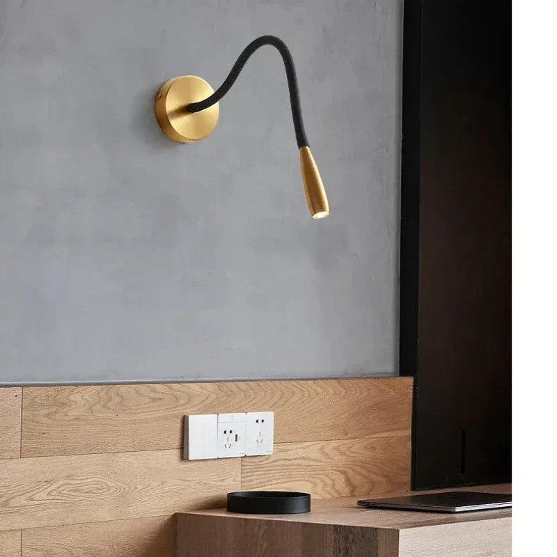 FlexiGlow - Lampada da parete LED moderna con braccio regolabile