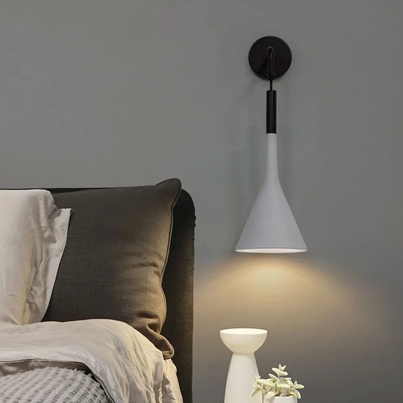 FloralElegance – Nordic Orchid Wall Lamp