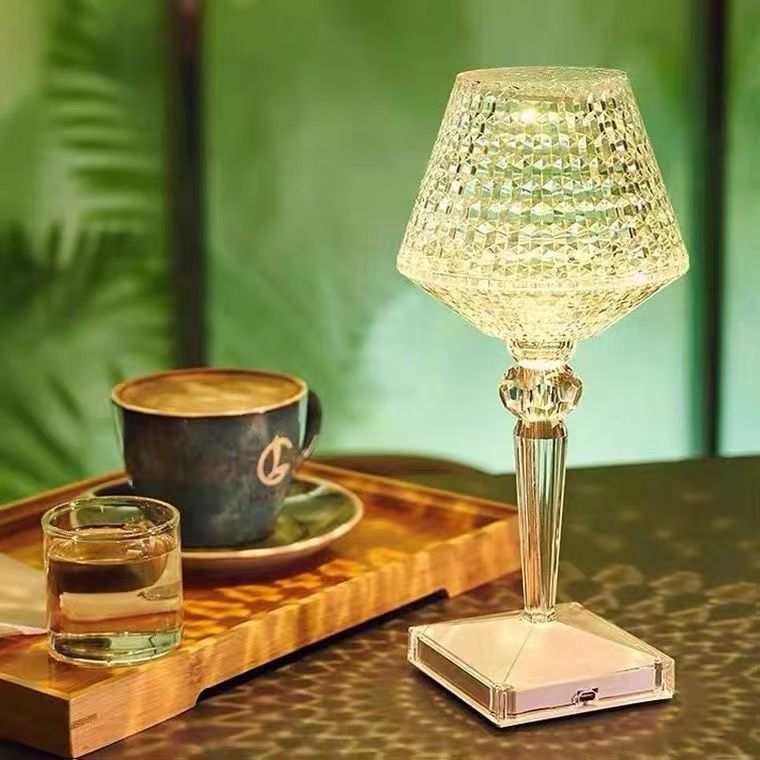 Lampada da tavolo in cristallo con 3 opzioni di illuminazione dimmerabili