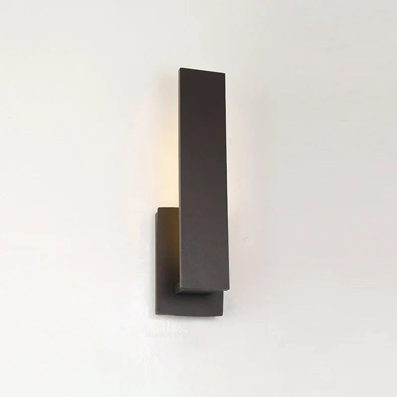 Luminara - Candeeiro de Parede Elegante e Resistente ao Tempo