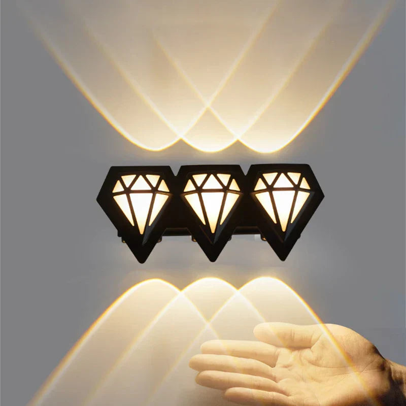 LumiDiamond – Lámpara de pared LED para exterior con diseño de diamante – Resistente a la intemperie y decorativa