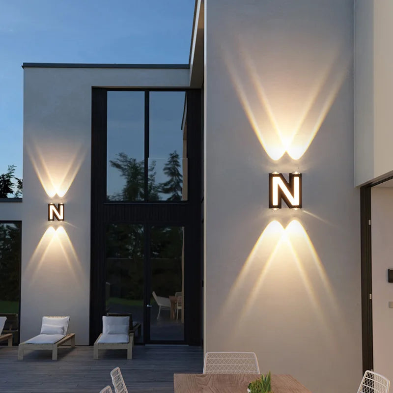 LumiLetter - Lampada da parete esterna a LED con lettere illuminate – Illuminazione decorativa resistente alle intemperie
