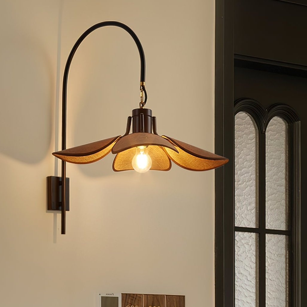 FloraLume – Lampada da parete a forma di fiore per un'illuminazione elegante