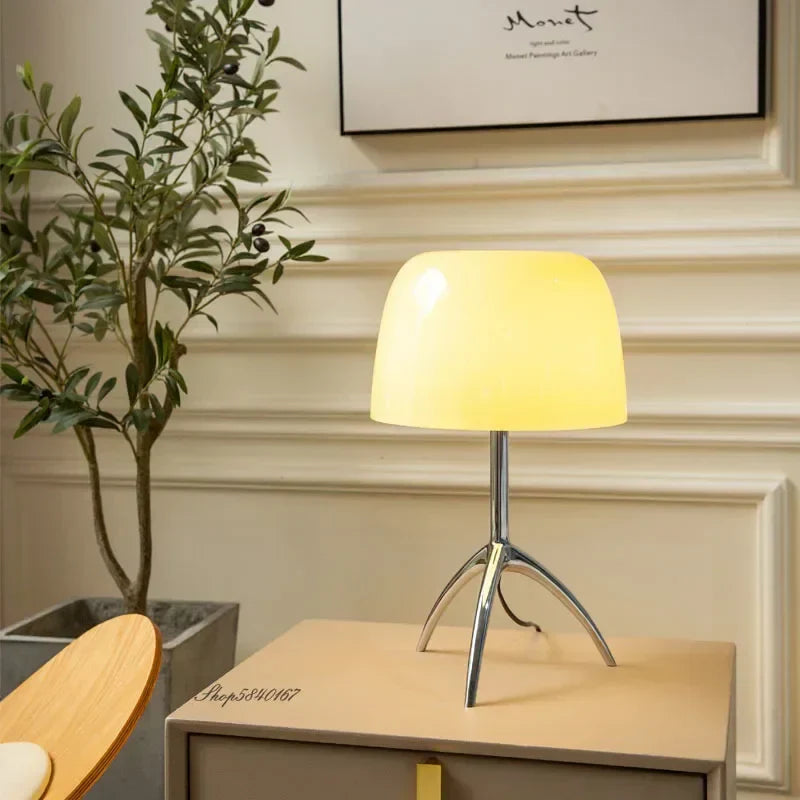 LumiTripod – Moderne LED Bureaulamp