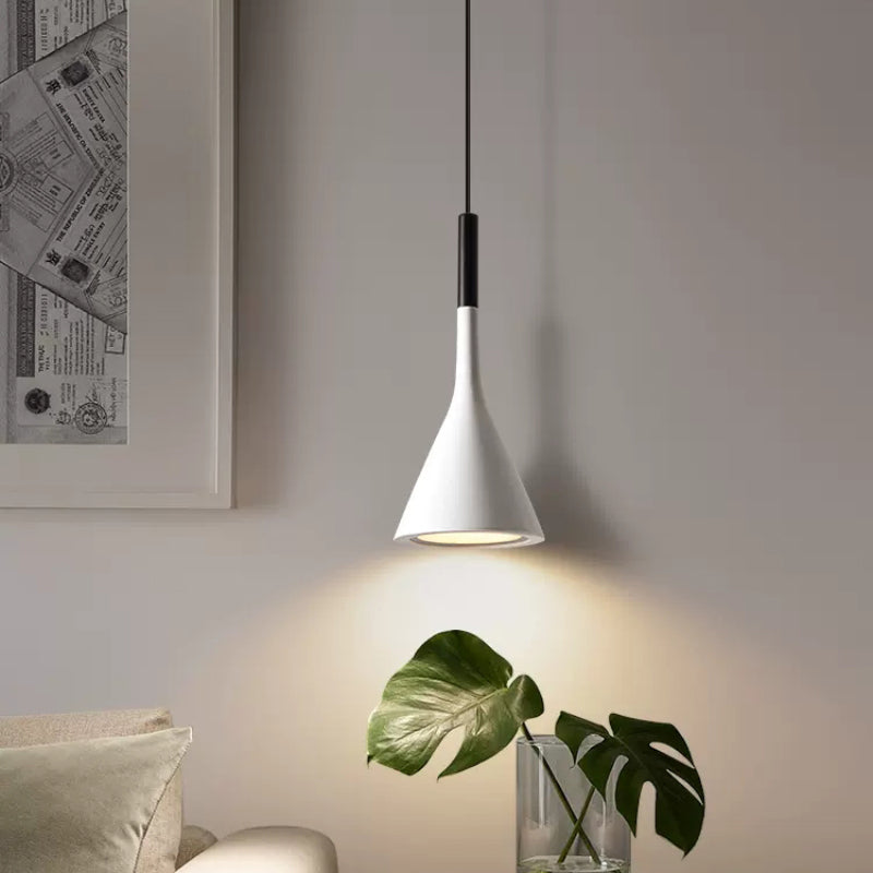 FloralElegance – Lampada da parete Orchidea Nordica