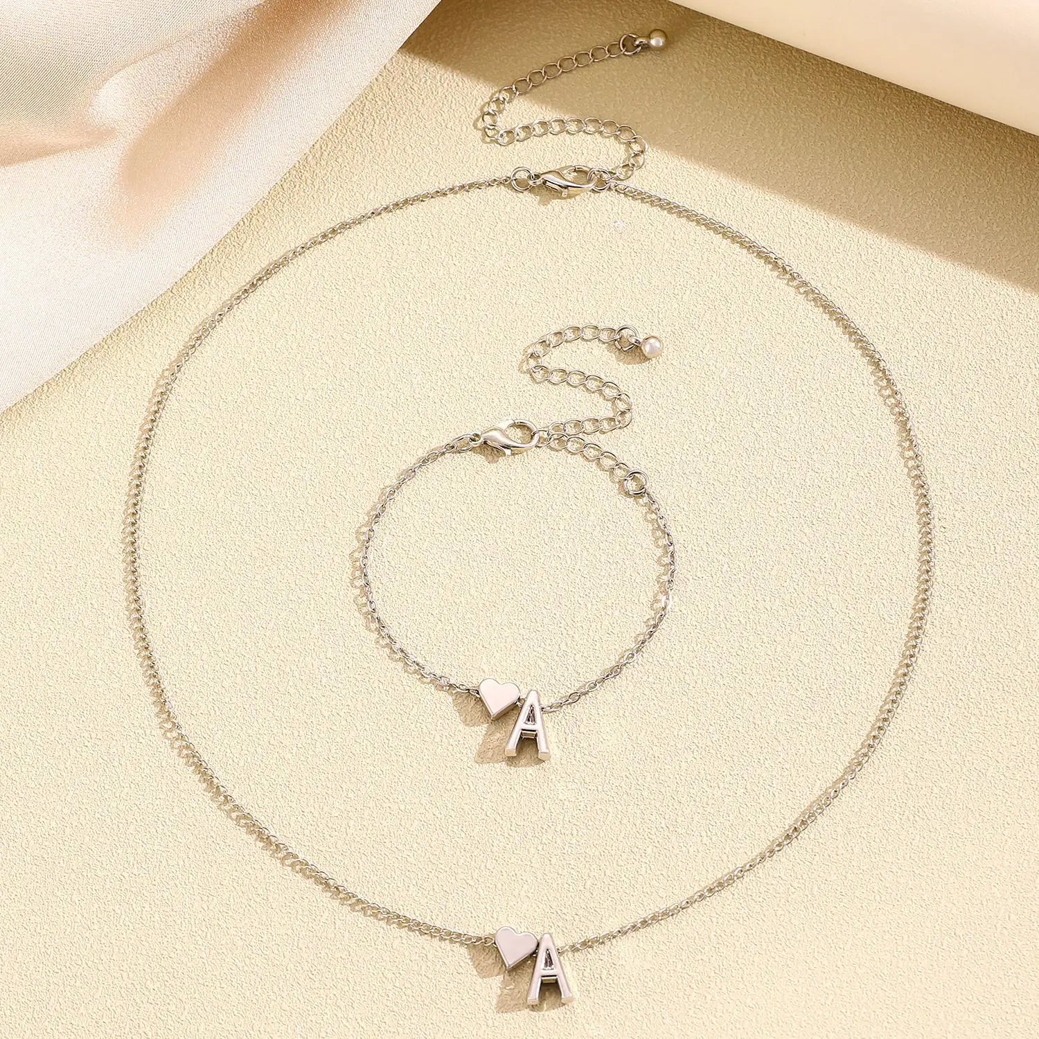 Collana Regalo Festa della Mamma Donna Regolabile Ciondolo Iniziale Minimalista