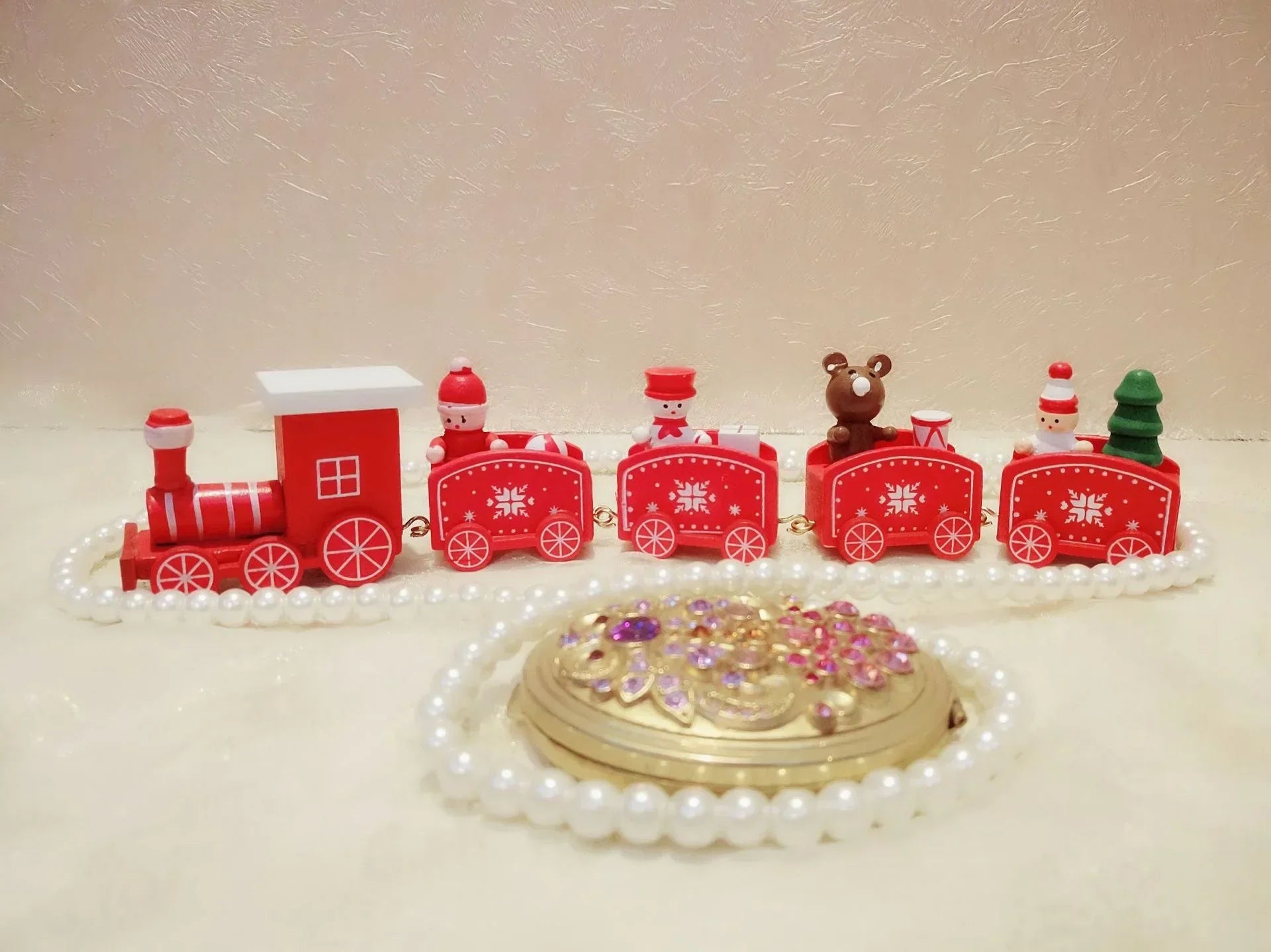 KerstExpress - Festive Plastic Christmas Train for Decoration