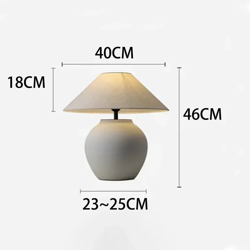 LumeVase – Candeeiro de Mesa em Cerâmica com Design Minimalista