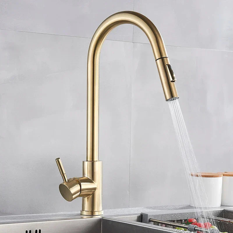 AquaTurn – Rubinetto da Cucina Girevole a 360° con Maniglia Flessibile