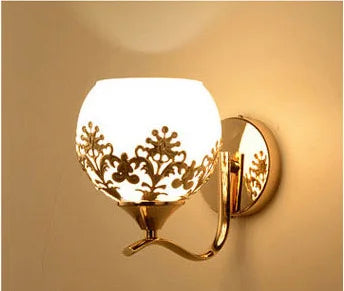 CrystalLuxe - LED Wall Lamp Gold Bedroom & Living Room Ambient Lighting