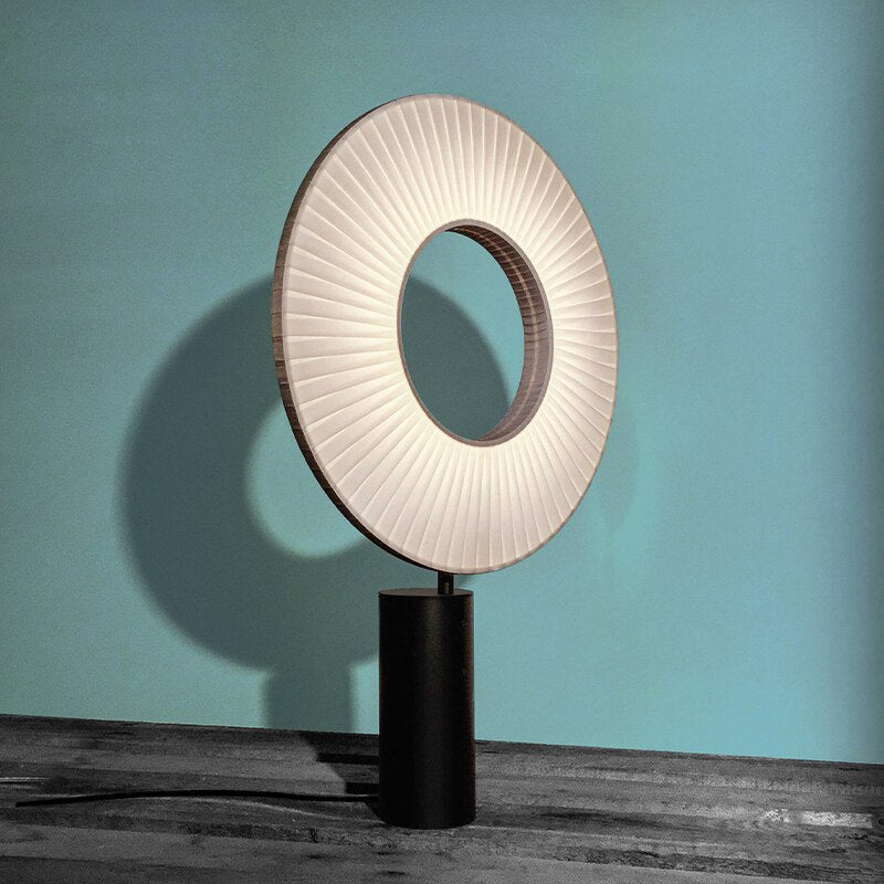 SolarLume - Lampada da tavolo a energia solare con illuminazione LED