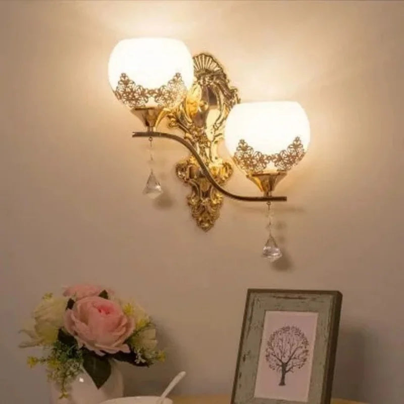 CrystalLuxe - Candeeiro de Parede LED Dourado para Quarto e Sala de Estar Iluminação Ambiente