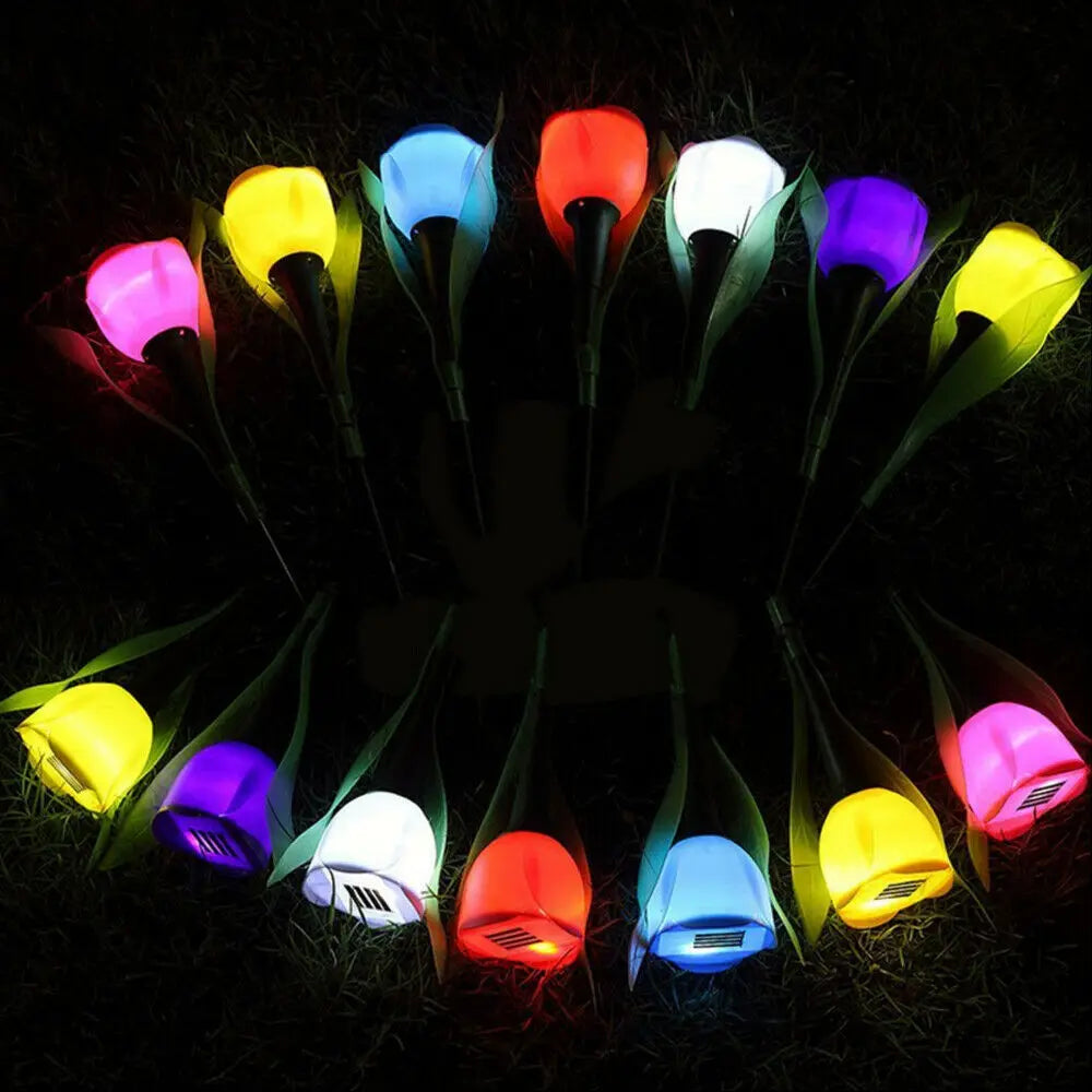 SolarTulip - Solar Garden Lamp in Tulip Shape for Atmospheric Outdoor Lighting