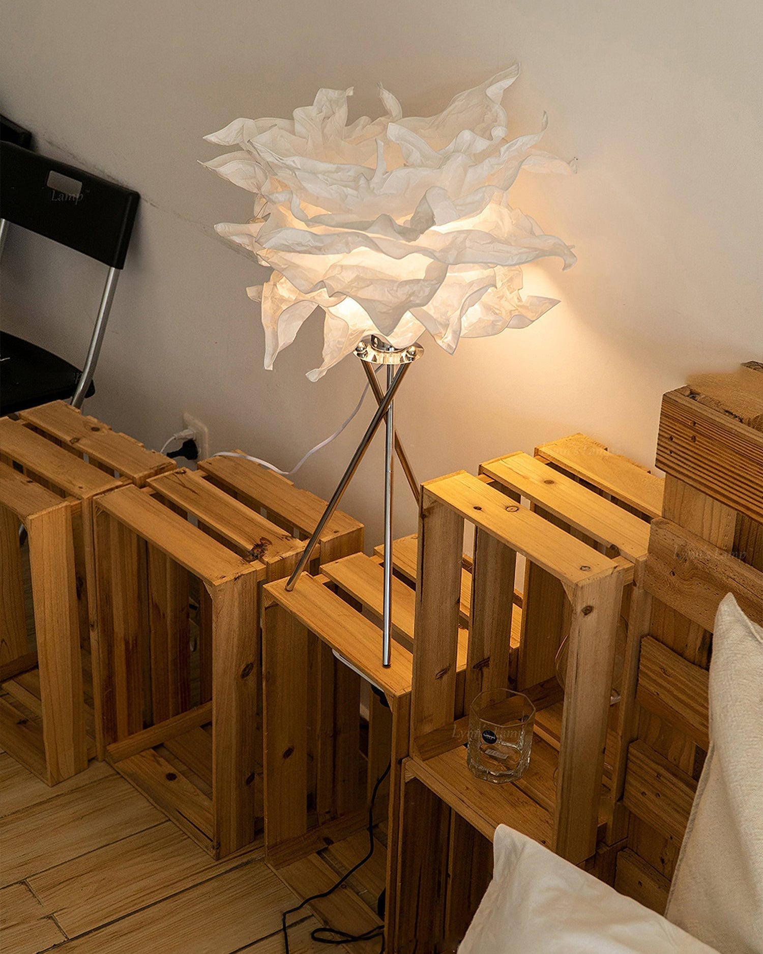 VeliGlow - Unique Table Lamp with Cloud-like Design