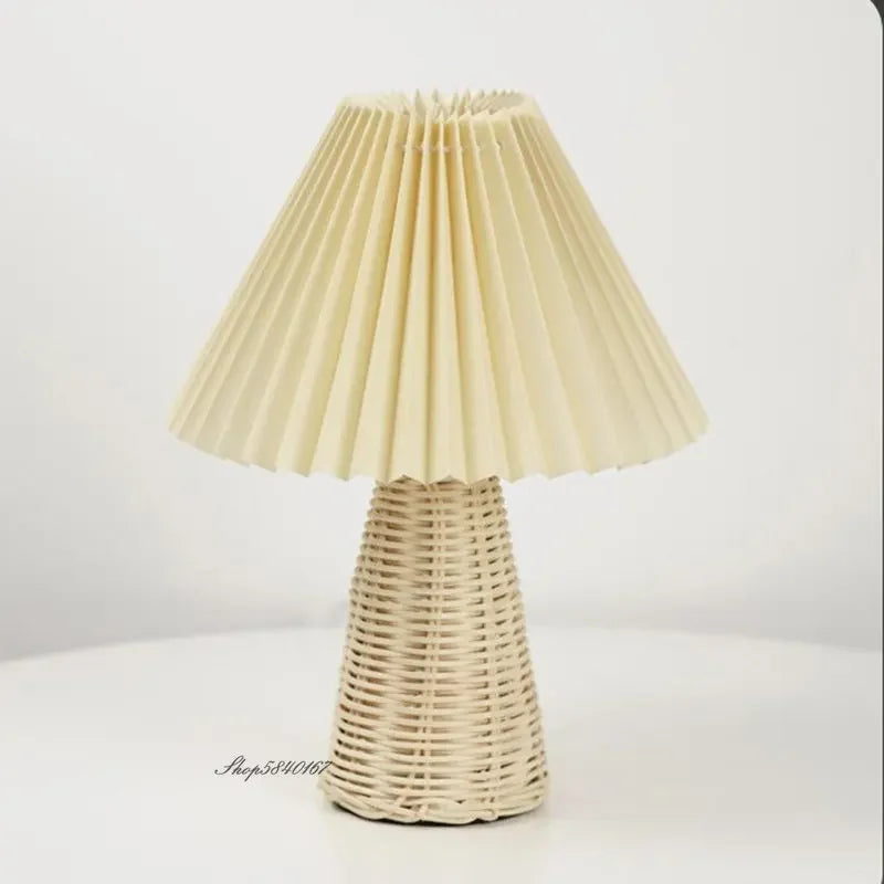 VintageGlow - Rattan Table Lamp, Foldable Night Light