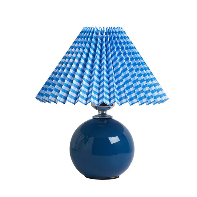 ClassicGlow - Vintage Table Lamp with Pleated Lampshade