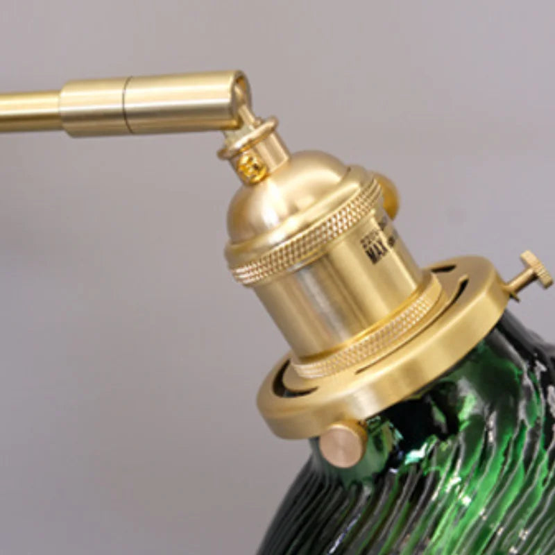 TimelessGlow – Vintage wall lamp for a classic look