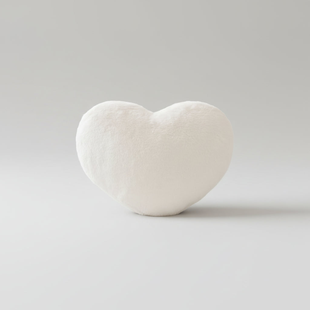 Heart Shaped Decorative Pillow Soft Polyester Cushion Sofa Bed