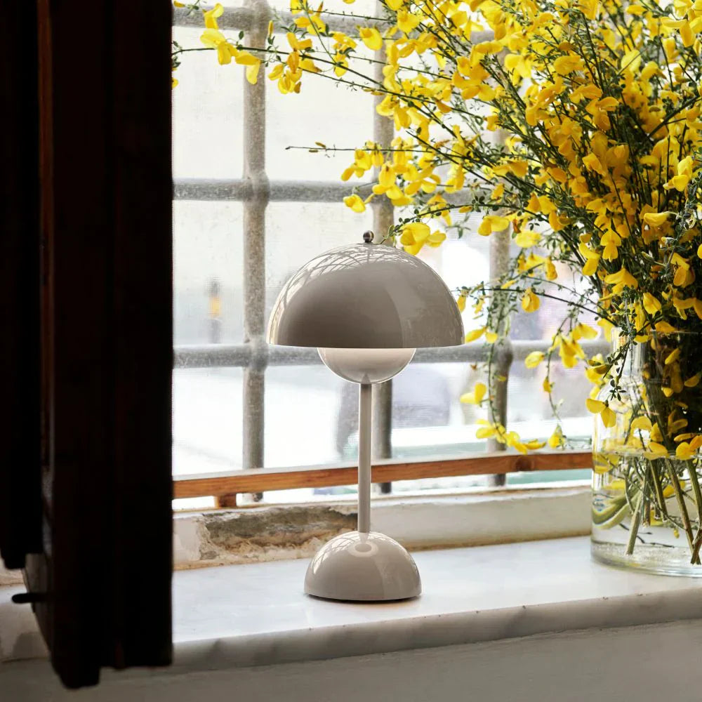 SolarFlare - candeeiro de mesa LED para um interior acolhedor