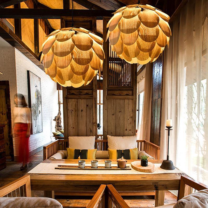 Lampada a sospensione rustica a forma di ananas in legno