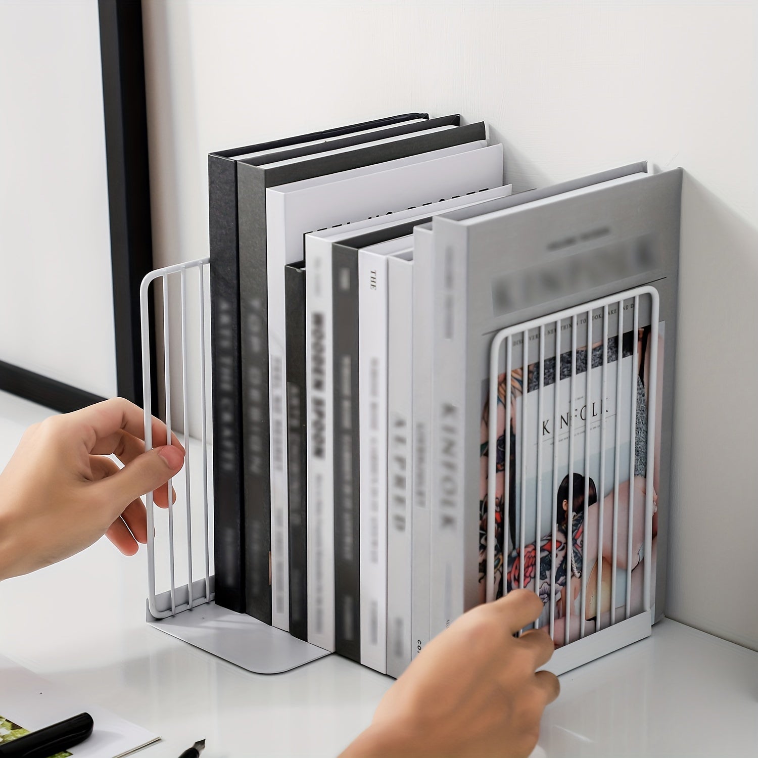 IronHold - 2-Pack Universele Metalen Boekenstandaards