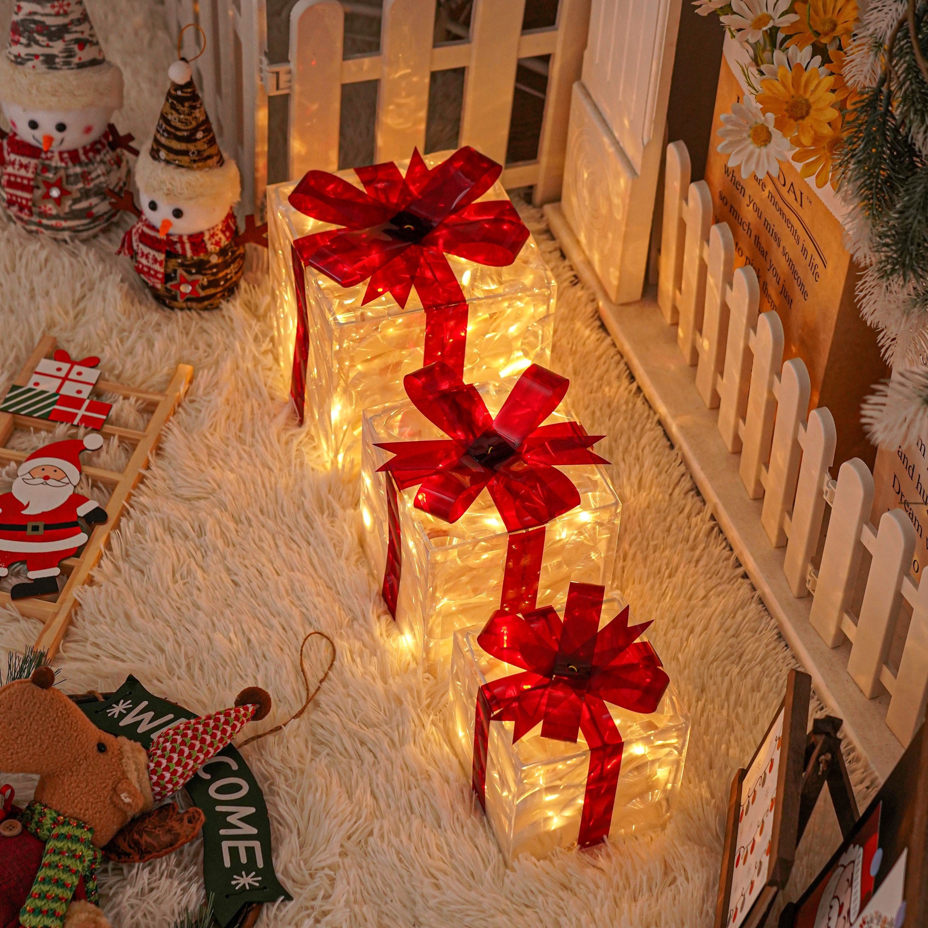 CadeauLicht - Set de 3 cajas de regalo navideñas iluminadas con lazo rojo