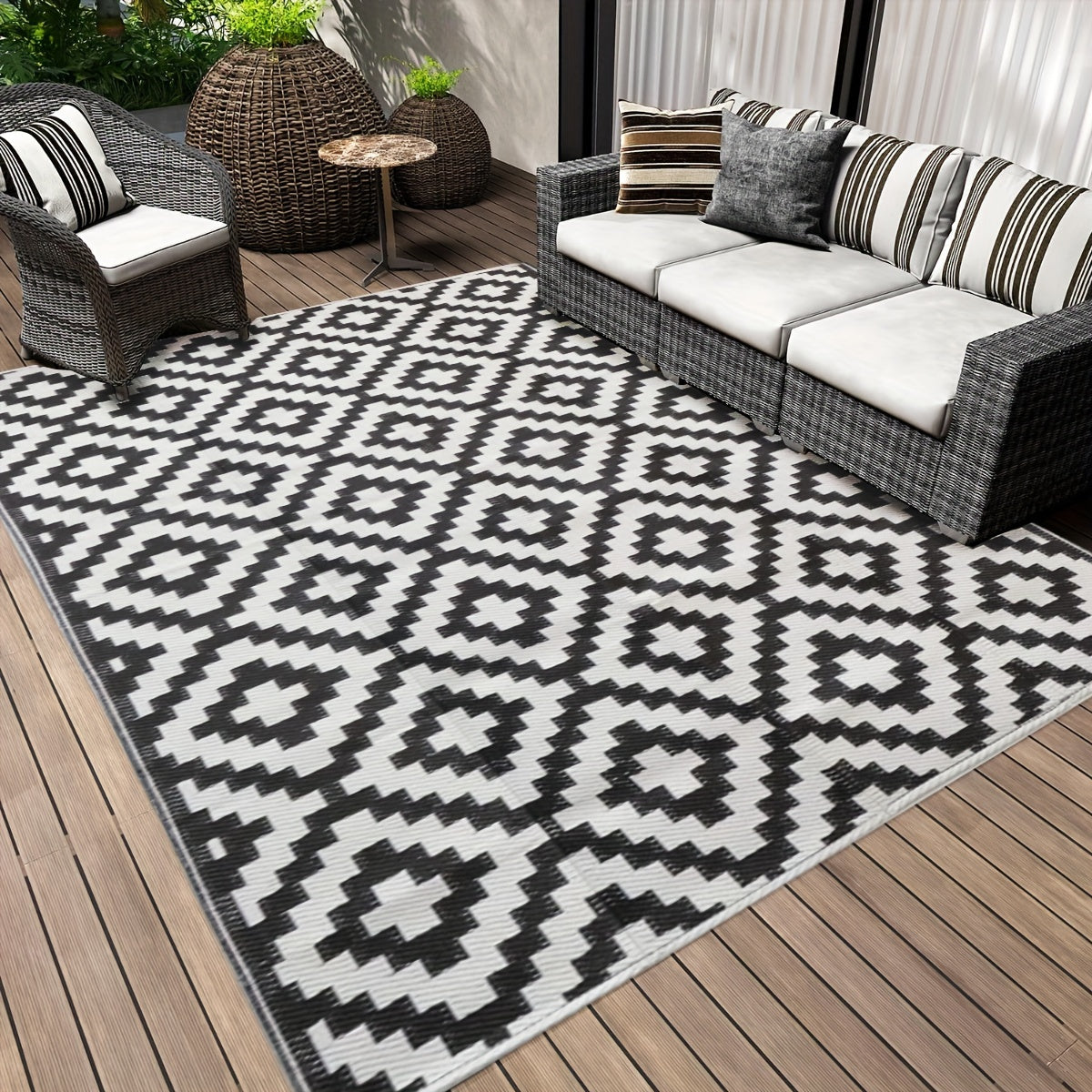 Tappeto Esterno Impermeabile Intrecciato a Mano - Resistente alle Intemperie e ai Colori, Perfetto per Campeggio, Terrazze e Giardini