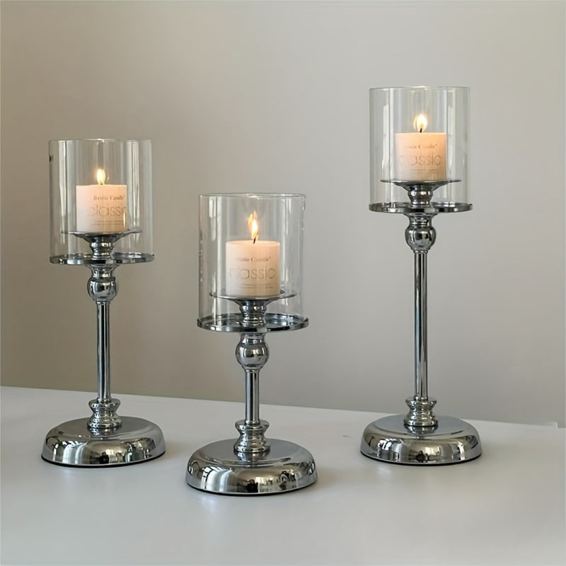 Set van 3 Zilveren Engelachtige Kaarshouders - Perfect voor Feestelijke Decoratie