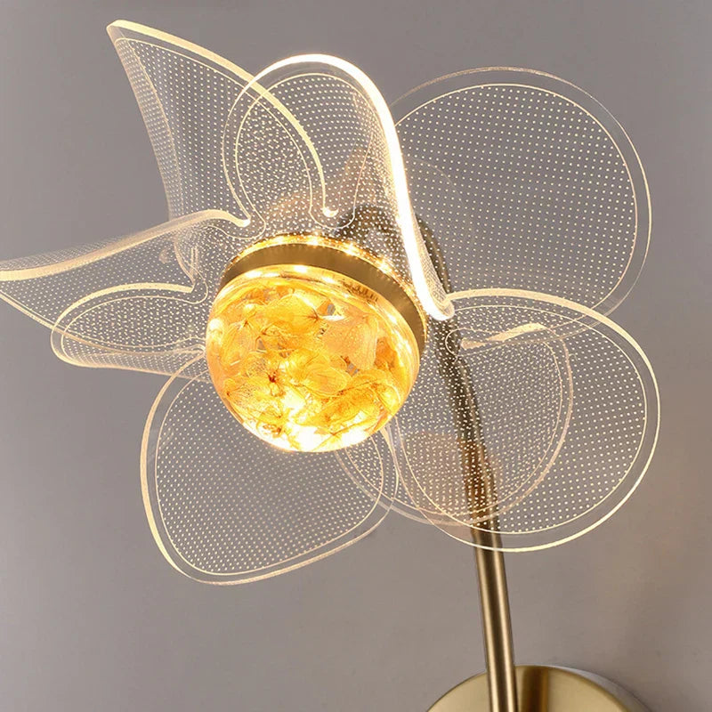 BloomGlow - Modern Flower Wall Lamp with LED Lighting