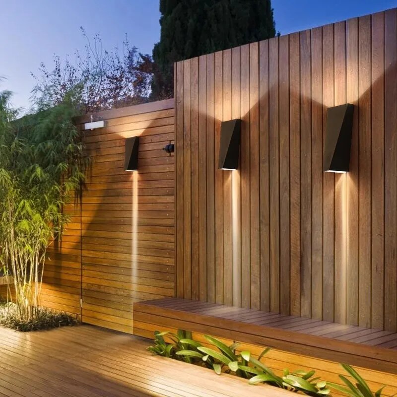 IllumeEdge - Lampada LED da esterno impermeabile