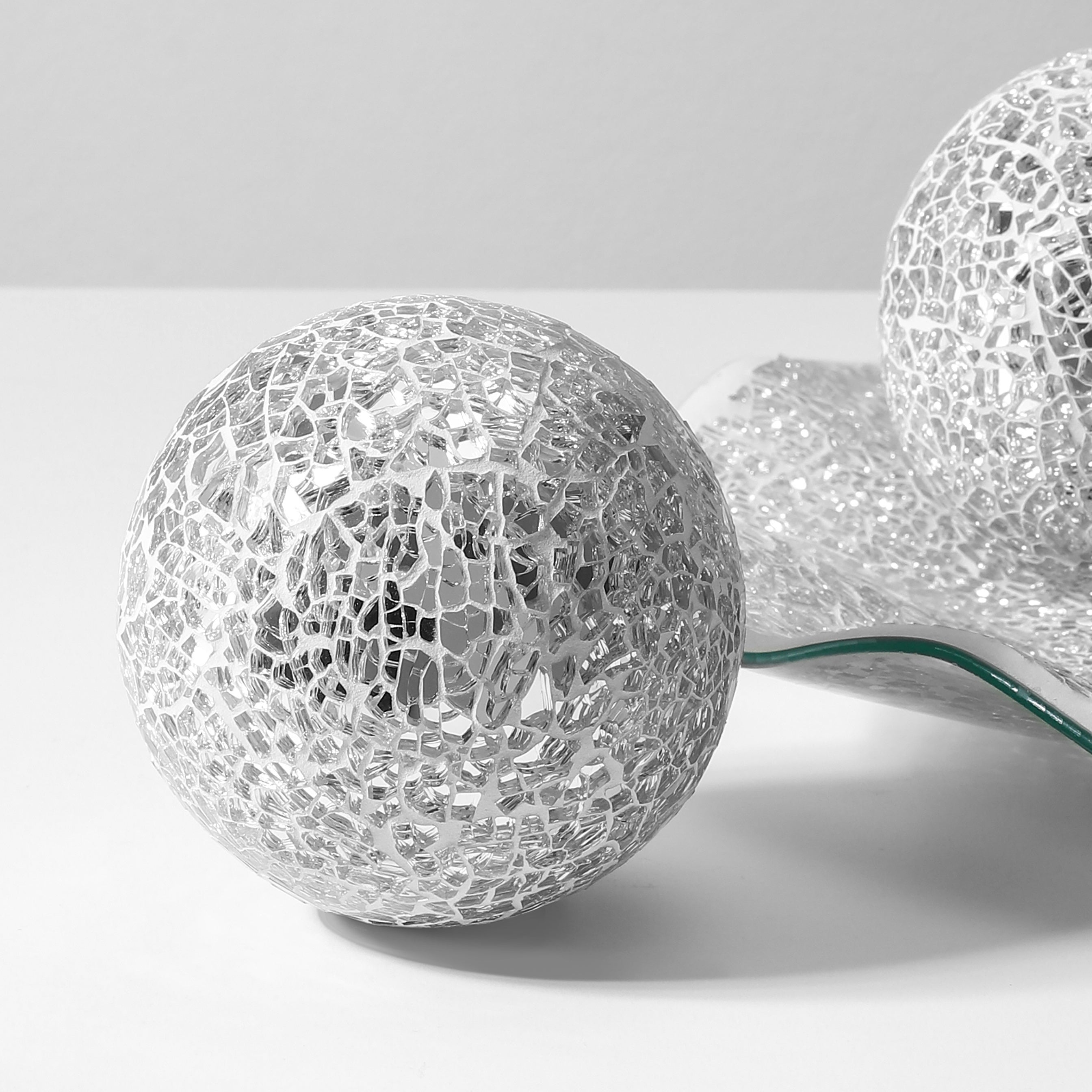 MosaicServe - 4-piece Glass Mosaic Decorative Bowl Set