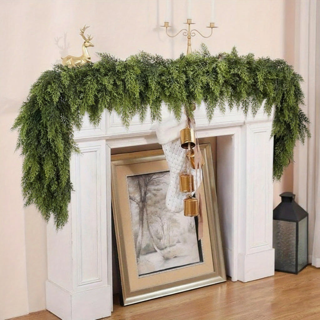 Christmas Garland Green Artificial Classic Unlit Holiday Decoration