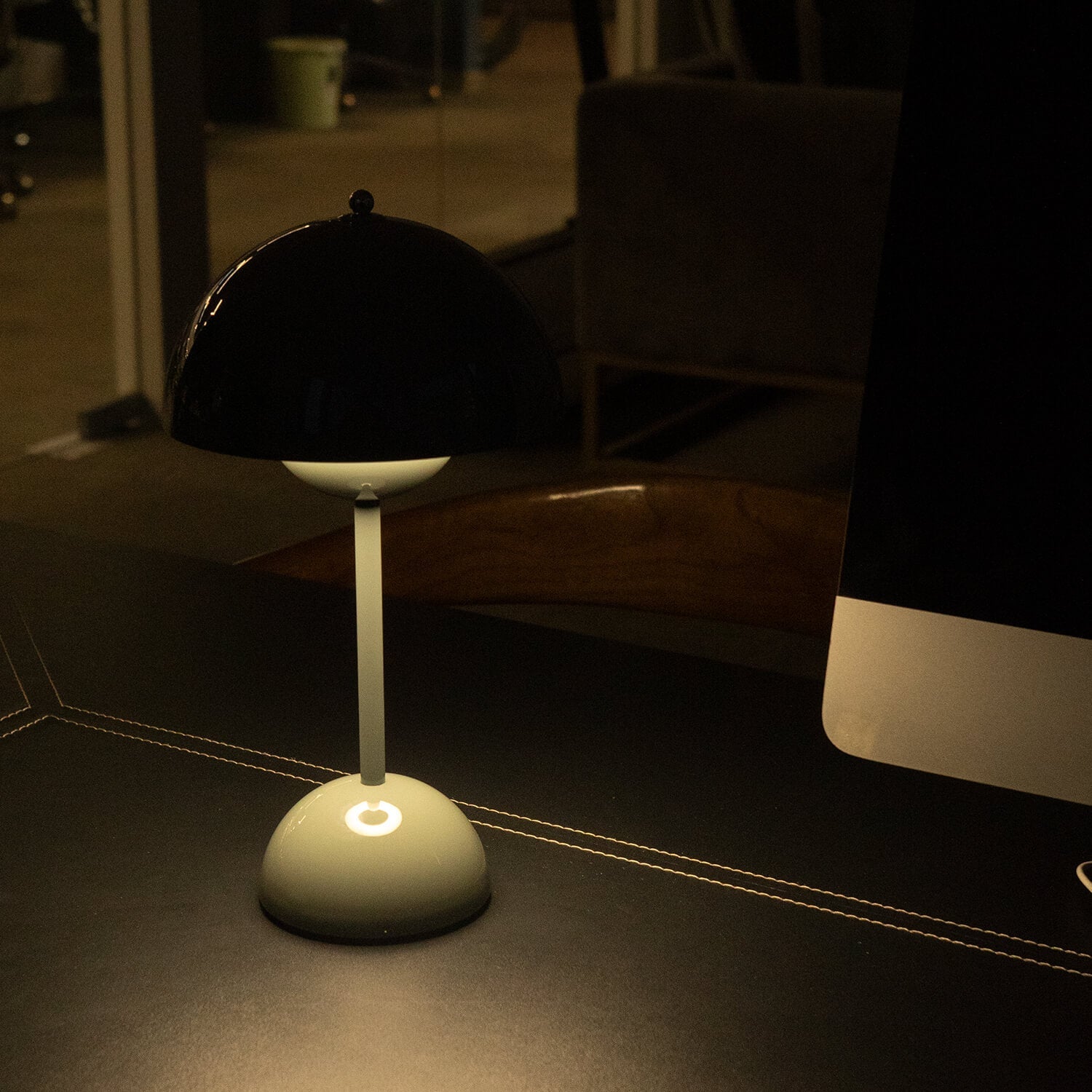 Lampada da tavolo Brulee Moderne impermeabile wireless e ricaricabile