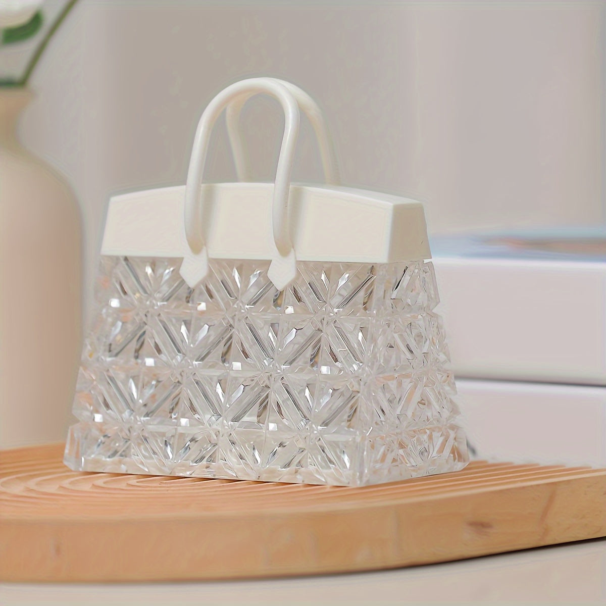 GlowSquare - Lampada da tavolo LED chic con finitura moderna lucidata