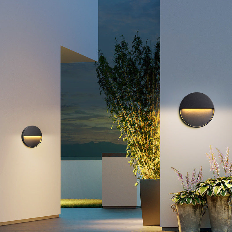StepLume – Elegante Iluminação LED para Escadas Exteriores