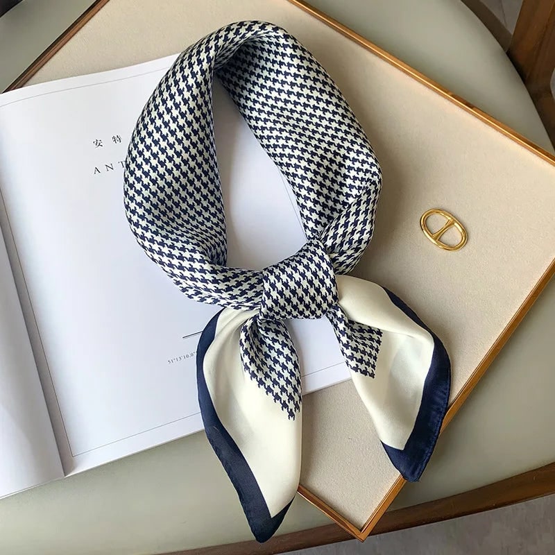 Foulard In Seta Foulard Elegante Design Unico - Image 9