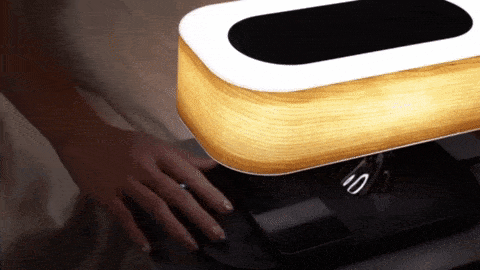 Lampada da tavolo Levensvreugde - Caricatore wireless e altoparlante Bluetooth