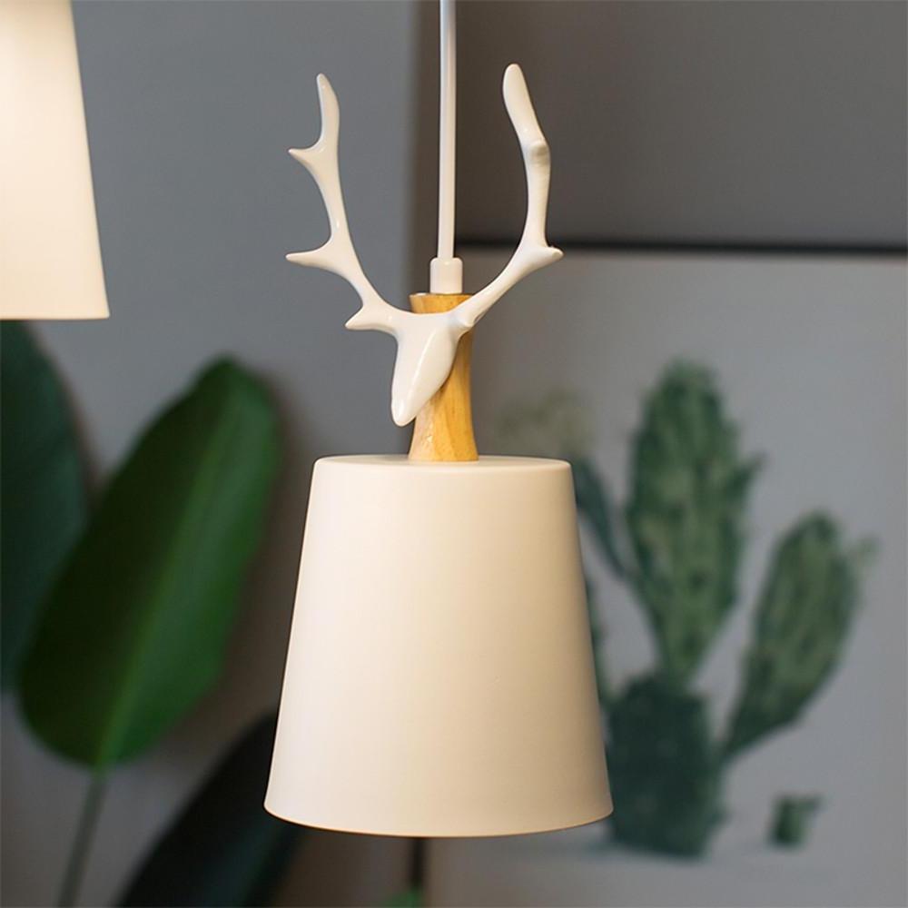 Lámpara colgante clásica LED de diseño de asta con 3 luces