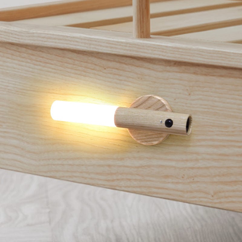 GlowSense - Lampada da parete intelligente in legno con sensore di movimento