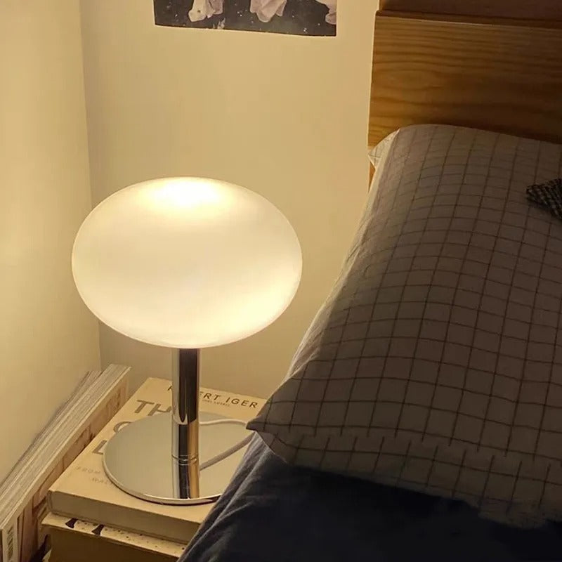 LichtLuxe - Elegante Lampada da Tavolo Moderna in Cristallo
