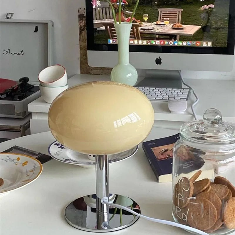 LichtLuxe - Elegante Lampada da Tavolo Moderna in Cristallo