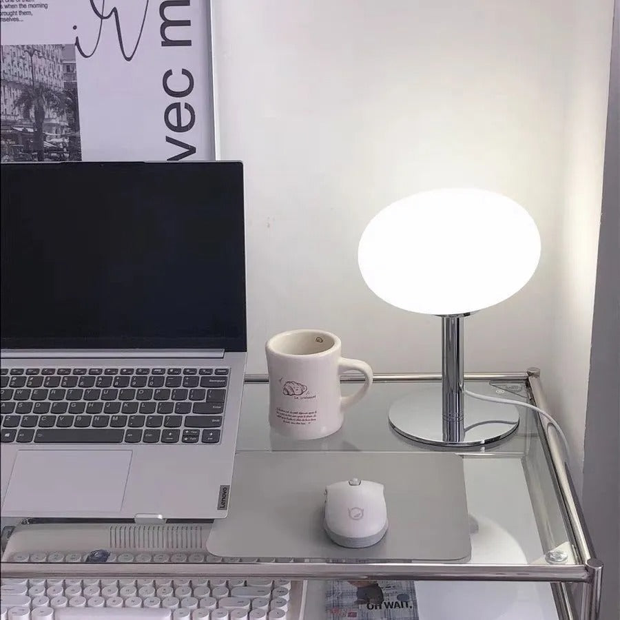 LichtLuxe - Elegante Lampada da Tavolo Moderna in Cristallo