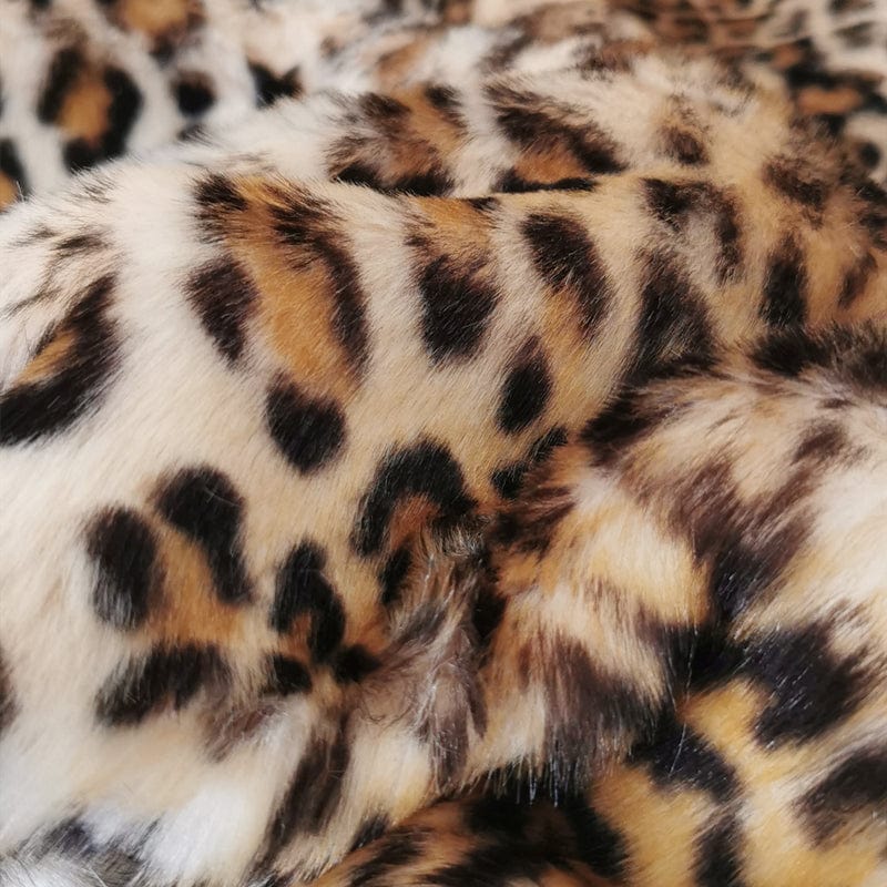 Copertina in pelliccia sintetica leopardata fine
