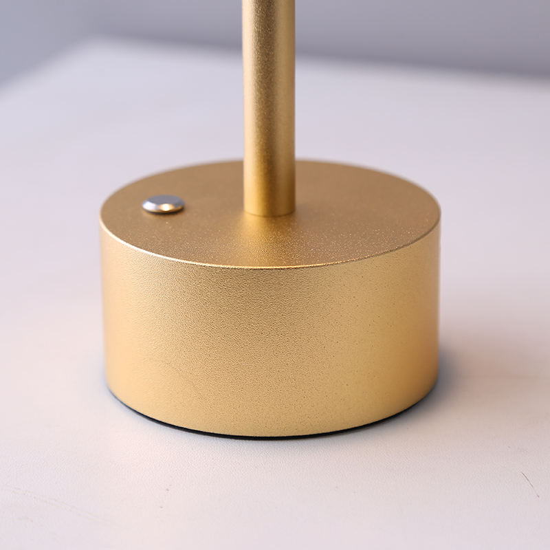 LuxeLight - Candeeiro de Mesa Sem Fios