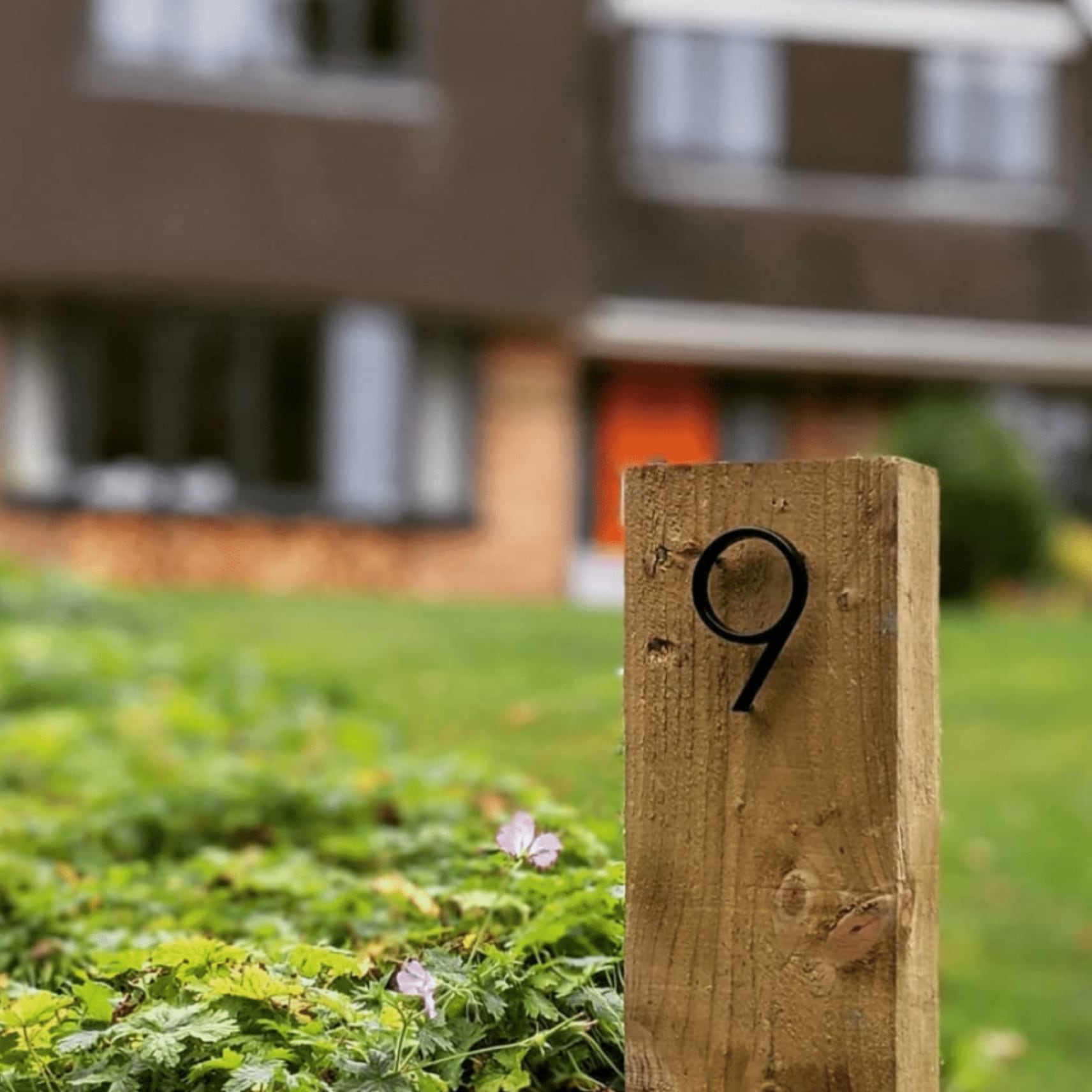 Modern House Numbers Stylish Facade Improvement